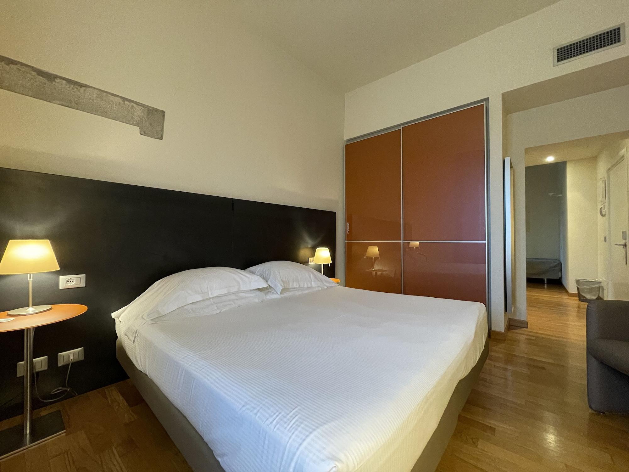 Hotel Annunziata Феррара Экстерьер фото