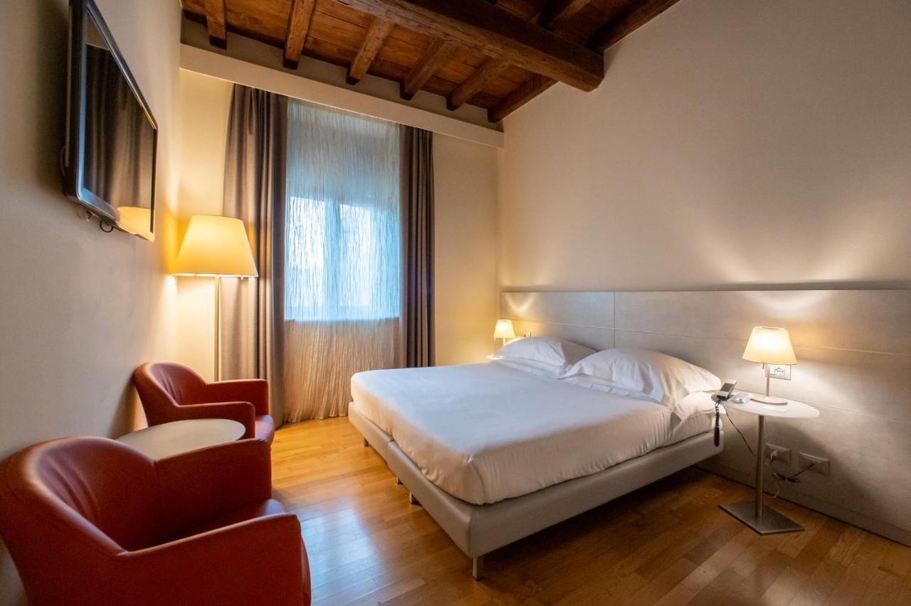 Hotel Annunziata Феррара Экстерьер фото